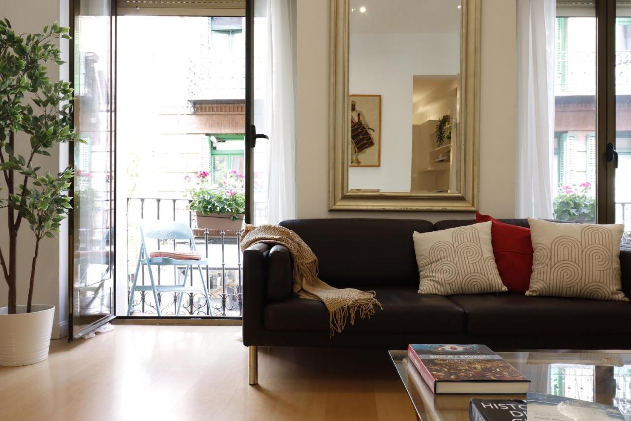 Chueca Jacuzzi Apartment Мадрид Екстериор снимка